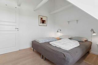 Holiday Apartment For 4 With Shared Pool - Åkirkeby - 1