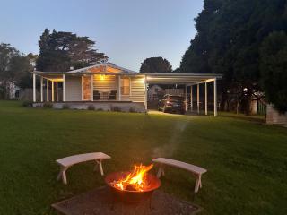 Nelba Cottage - - 7