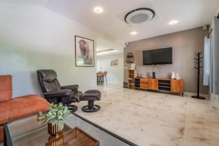 Flora 2 Bedroom House,Near Naiharn - Rawai Beach - Ban Saiyuan (1) - 0