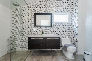 Flora 2 Bedroom HouseNear Naiharn - Rawai Beach - 8