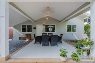 Flora 2 Bedroom HouseNear Naiharn - Rawai Beach - 5