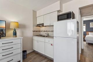 6201 Ocean Ave, Unit 402 - The Nassau Inn - Wildwood - 2