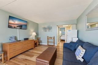 6201 Ocean Ave, Unit 406 - The Nassau Inn - Wildwood - 5