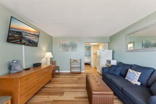 6201 Ocean Ave, Unit 406 - The Nassau Inn - Wildwood - 3
