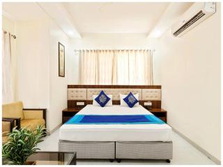 HOTEL Sai ! Shubham Near Shri Sai Baba Temple Shirdi - Fully Air Conditioned Rooms - A Luxurious Hotel In Shirdi - Shirdi - 0