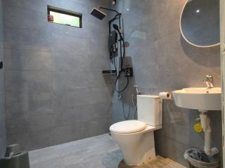Mar'wanis Villa Homestay Beaufort Sabah - 3