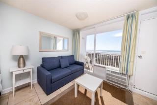 6201 Ocean Ave, Unit 411 - The Nassau Inn - Wildwood - 9