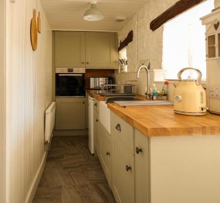 Ivy Cottage - Eston - 3