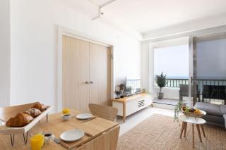 Panoramic Seaview Balcony Escape - 2