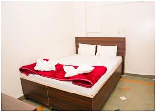 HOTEL Sai ! Samarpan Near Shri Sai Baba Temple Shirdi - Best Budget Hotel In Shirdi - Shirdi - 6