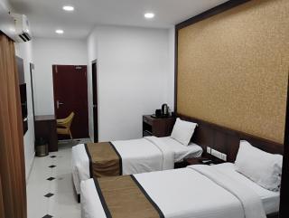 Hotel Emperor - Kannur - 6