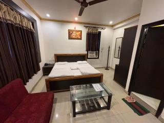 Hotel Raj Palace - Jāmb - 0