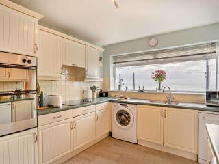 4 Bed in Ogmore-by-Sea 74236 - Saint Brides Major - 2