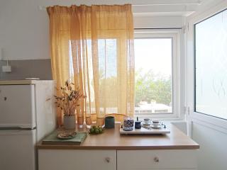 Thalassa - - 9