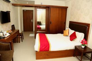 Royal Plaza Glitz Inn - Calecute - 3