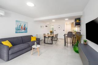 Elegantes Apartment im Villenviertel nur 10 Minuten zum Strand - Poreč - 8