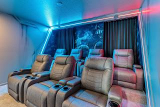 Brand New 9Bedrooms At Solara Resort - 4