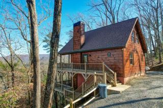Firepit Chats Hot Tub Dips Cozy Eves by the Fireplace Serene Wooded Surroundings - Rosiey Cabin - Blue Ridge - 7