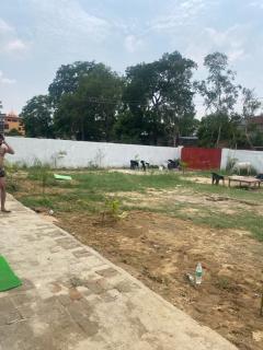 Tiwari Guest house nd lawn - Jāmb - 2