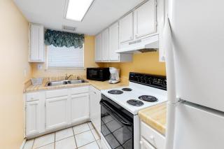 Driftwood Towers 5D - Gulf Shores - 1