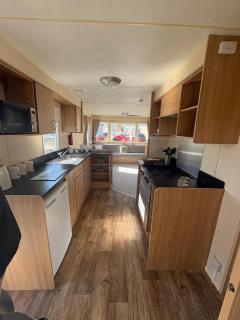 Superb Caravan With Free Wifi At Southview Park Ref 33033E - Skegness - 3