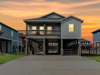 Cove Harbor Beach House - 7