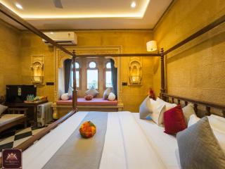 Hotel Sky Residency With Swimming Pool - Jaisalmer - 4