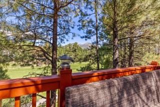 ACE - A Hole in One Right on the Golf Course Hot Tub Mt Views Pines - 3