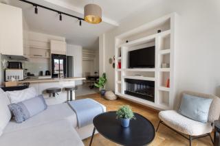 Attica - Captivating 2-Bedroom Apt in Athens - Atenas - 0