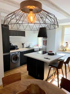 Charmante petite maison avec baignoire Balneo et video projecteur - Chaudes-Aigues - 3