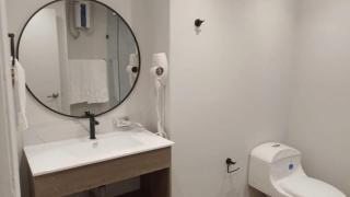 Estudio con balcón a pasos de la playa - Cartagena de Indias - 4