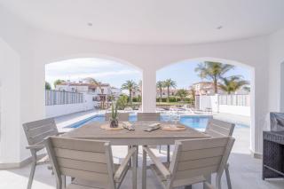 150-Empurialola- Preciosa casa con piscina y amarre en Empuriabrava - Empuriabrava - 0