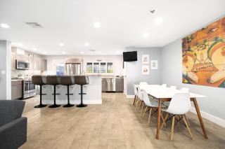 Biltmore Highlands by Porter Luxury Home wPrivate Pool and Mountain Views - Phoenix - 6