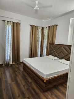 Deodar Greens Luxury stays B&B - Jāmb - 3
