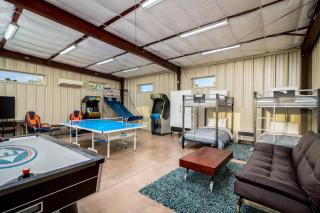 Pickleball in Paradise- 6 bedrooms pool spa arcade putting green sportspickleballvolleyball - Scottsdale - 1