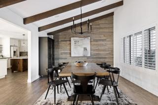 Theater swimming and large backyard at Adobe Modern. Nearby high-end experiences and golf course - Scottsdale - 4