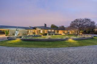 Indoor pool 2.5 acres gym with sauna At Hideaway Estate - Scottsdale - 3