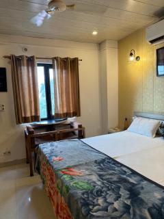 Nomads House - Dehradun - 4