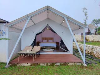 HappyNest Glamping and Villa Dieng - Garung - 2