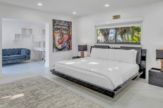 Waterfront Heated Pool Canal View Access Treasure Key VlLLAS - Fort Lauderdale - 7
