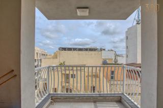 Spacious, fully equipped 4BR in Pietà with WIFI & AC by 360 Estates - Gwardamanġa - 8