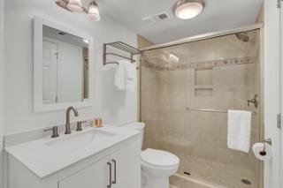 415 B Shipwatch by AvantStay Oceanfront Penthouse w Amazing Views - Isle of Palms - 2