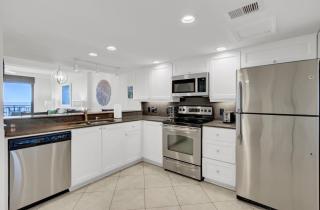 415 B Shipwatch by AvantStay Oceanfront Penthouse w Amazing Views - Isle of Palms - 1