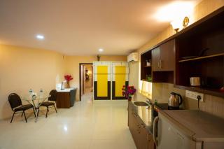 Seasons Suites - 8