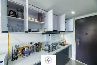 Executive studio apartment in kilimani with modern luxury facilities and scenic city views - Nairobi - 8