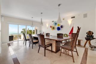 Ocean View Duplex Penthouse Retreat amenities: tennis court heated Pool Vista Key One - Islamorada - 3