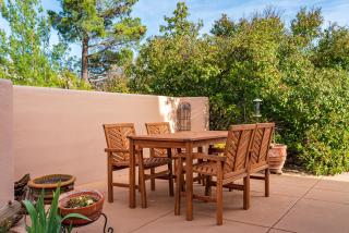 Brewer Road Private Hot Tub Stunning Red Rock Views Modern Southwestern Charm - Sedona - 4