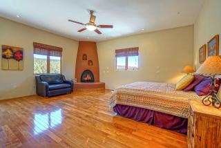 Majestic Sedona Stunner boasts Glorious Red Rock Mt. Views - Exquisite Decor - Oak Creek - 7
