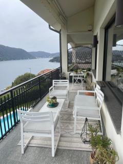 Penthouse with Stunning Lake View - Moltrasio - 4