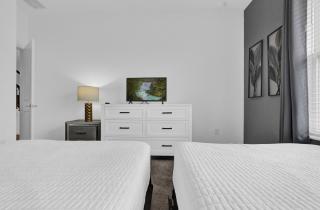Last Minute Disney Getaway! Private Pool, Hot Tub & Games Room. Book Now! #86361 - Kissimmee - 3